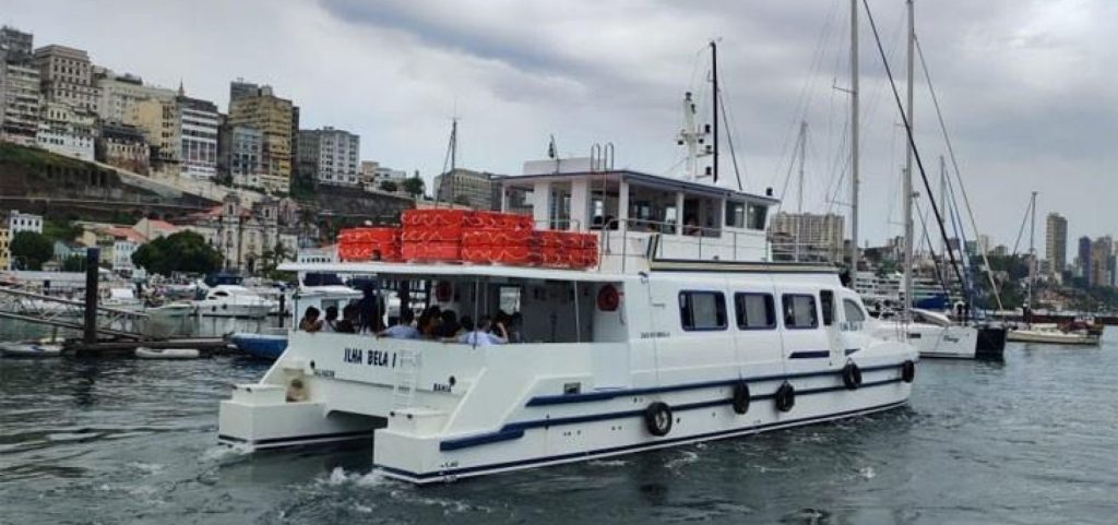 Catamarãs de Morro de São Paulo voltam a operar sem restrições neste domingo