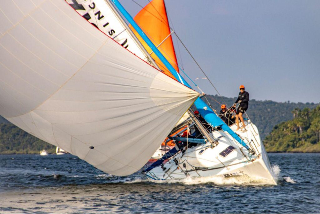 Veleiro Marujo’s Stanley é Bicampeão Fita Azul na Regata Aratu-Maragojipe 2024