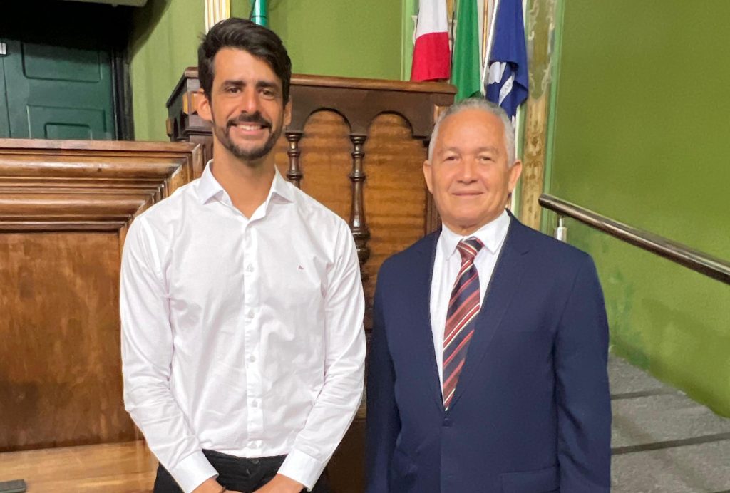 Câmara Municipal concede Medalha Thomé de Souza ao campeão mundial de Jet ski Bruno Jacob