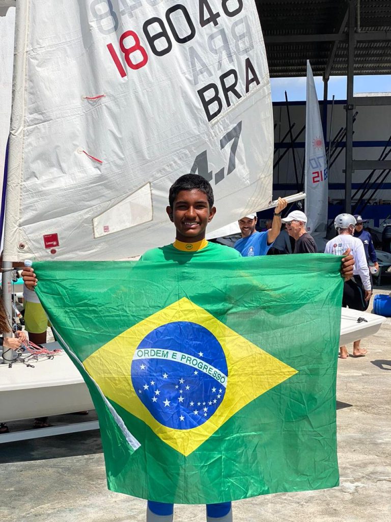 Velejador baiano sagra-se campeão no Campeonato Nordeste da Classe ILCA 4