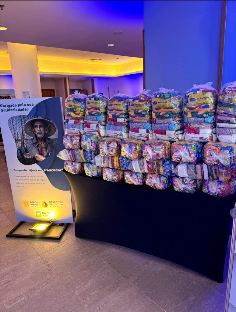 Campanha “Ajude um Pescador” no Congresso Náutico da Bahia arrecada mais de uma tonelada de alimentos para pescadores locais