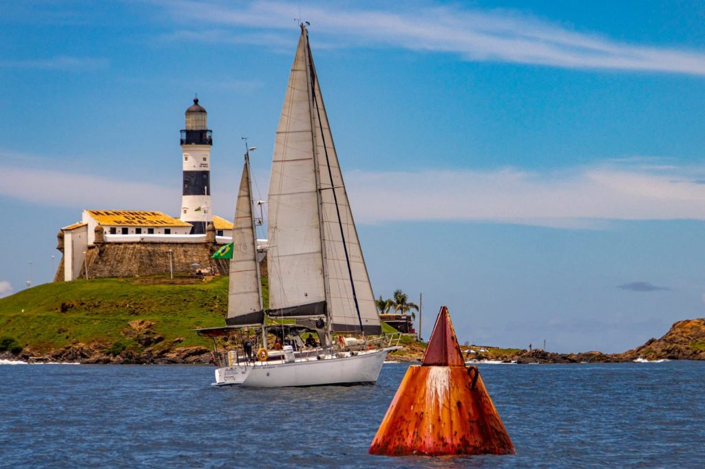 XXVIII Regata Tour Salvador-Ilhéus: Vela, Cultura e Diversão na Rota do Chocolate