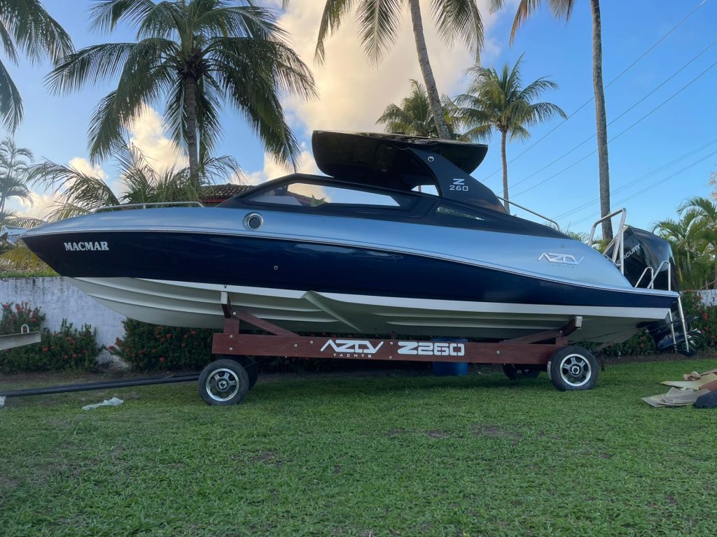 Mercado náutico em expansão: descubra qual embarcação acaba de chegar à Bahia