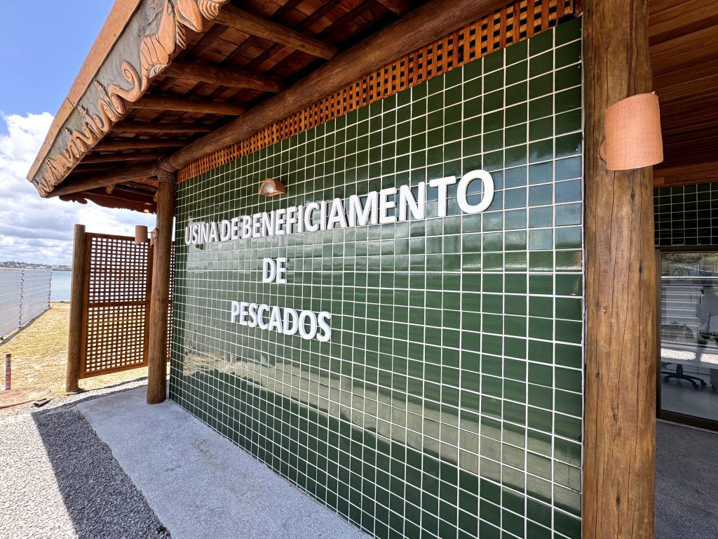 Fundação Baía Viva inaugura usina de beneficiamento de pescados na Ilha de Bom Jesus dos Passos