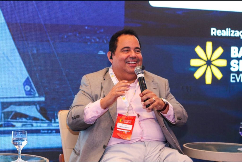 Superintendente da SPU defende regularização e segurança jurídica no uso do litoral durante o Congresso Náutico da Bahia