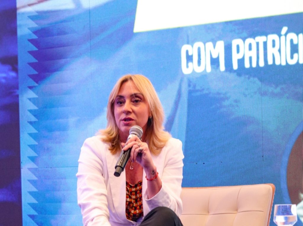 Patrícia Iglesias destaca importância da formação e capacitação profissional no setor náutico durante o Congresso da Bahia