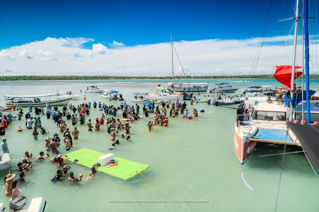 Lavagem do Píer marca abertura do verão em Barra Grande, na Península de Maraú